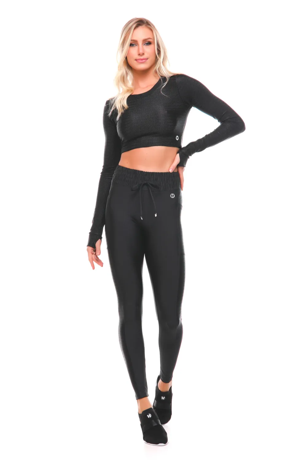 Fearless Black Long Sleeve Crop Top for Active Performance