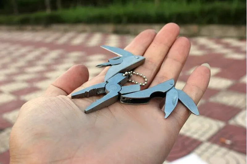 Portable Multifunction Folding Plier