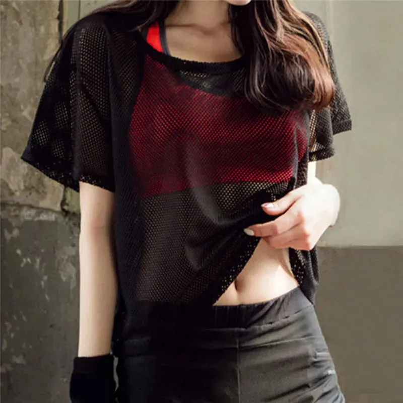Quick Dry Women's Mesh Yoga Shirt for Comfortable Workouts